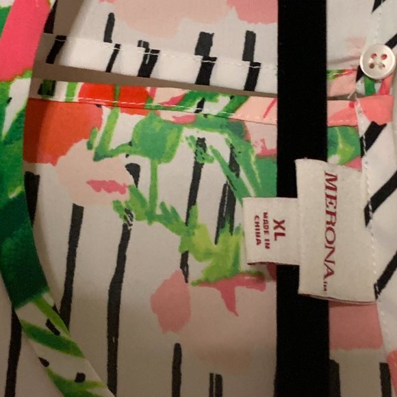 Vibrant XL Rose-Printed Merona Top - Picture 3 of 5